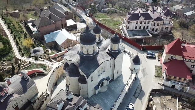 Зверинецкий монастырь Архангела Михаила