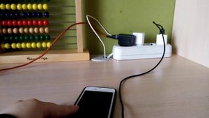 Не заряжается смартфон Apple iPhone 5s аккумулятор разряжен не включается