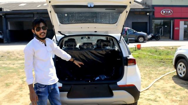 Kia Sonet 2023 - New Features  Updates - Detailed Review 2023 Sonet Model Features Space Price