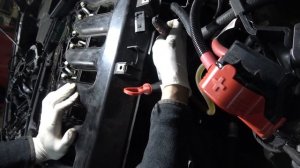 Впускной коллектор БМВ снятие и чистка часть 2