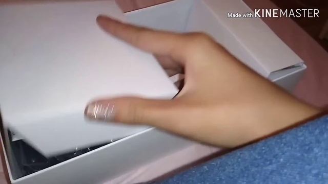 моя первая НОРМАЛЬНАЯ камера?? смотреть онлайн