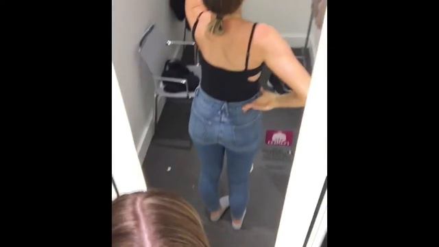 GOOD AMERICAN JEANS + BODYSUIT REVIEW |Try On Inside the Dressing Room| BLOOMINGDALES смотреть онлайн