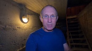 Жилой гараж  Делаем подвал  Серия 6  Залил бетоном пол. Ошибки