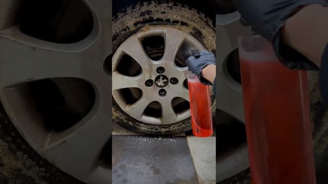 Shima Detailer "Tire & Rubber Cleaner", "Acid Wheel Cleaner" смотреть онлайн