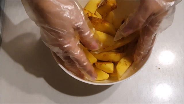 Картофель по-деревенски! Сверху хрустящая корочка внутри нежное пюре
