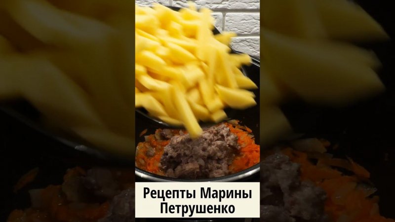 Вкусный гречневый суп с тушёнкой в мультиварке! Мультиварка рецепт ароматного первого блюда #shorts