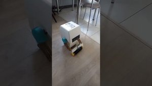 самодельный робот пылесос Mo