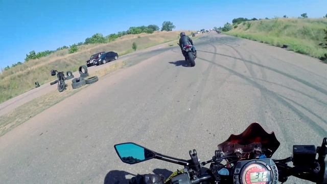 Мотоциклист сделал предложение|Как всё происходило ? смотреть онлайн