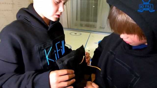 Светящиеся ГУДЖИТСУ VS СВЕТЯЩИЙСЯ ХУДИ // KiFill смотреть онлайн