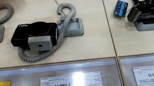 Компактные цифровые фотоаппараты. Есть и защищенные.