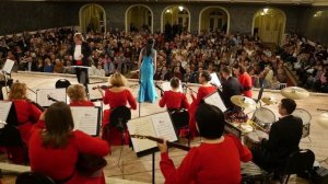 Китайская народная песня "Мотив драконьей лодки", солистка Иньлай Пэн (Китай)
