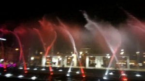 Яркие фонтаны с музыкой Queen в Пензе