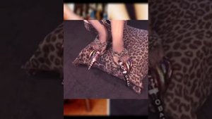 Рекорд Гиннеса.Самые длинные ногти на ногах