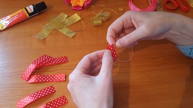 Урок для учениц 9 классов - Изготовление цветов из лент смотреть онлайн