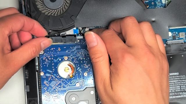 HP Omen 15-dc0030nr Disassembly RAM SSD Hard Drive Upgrade Battery Replacement Repair смотреть онлайн