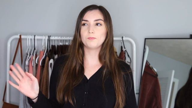 INVERTED TRIANGLE CLOTHING ESSENTIALS!!!! | what to wear if you are an inverted triangle смотреть онлайн