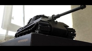 Танк TIGER-2 из пластилина с рабочей ходовой