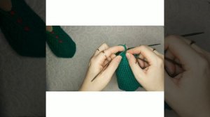 #тапочки_спицами Вяжем простые и удобные тапочки/следки спицами, без шва по подошве