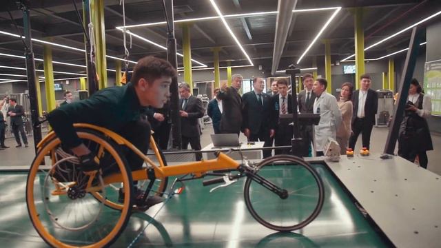 Визит Заместителя Премьер-Министра Ералы Тугжанова в Паралимпийский Тренировочный Центр смотреть онлайн