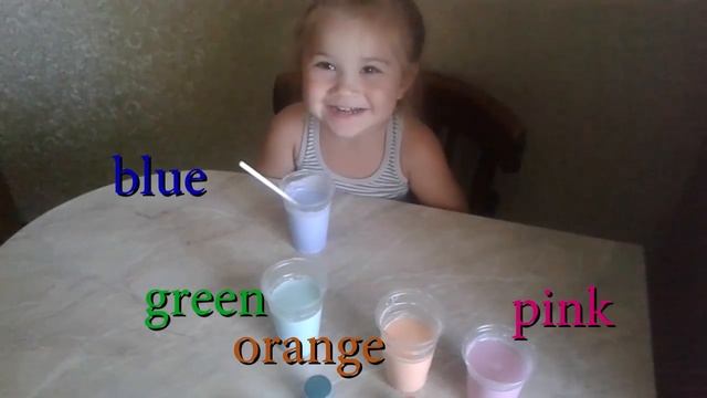 СДЕЛАЙ САМ/ МИЛАНА ДЕЛАЕТ ЦВЕТНЫЕ МЕЛКИ смотреть онлайн