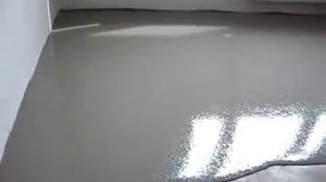 Нанесение покрытия для наливного пола
