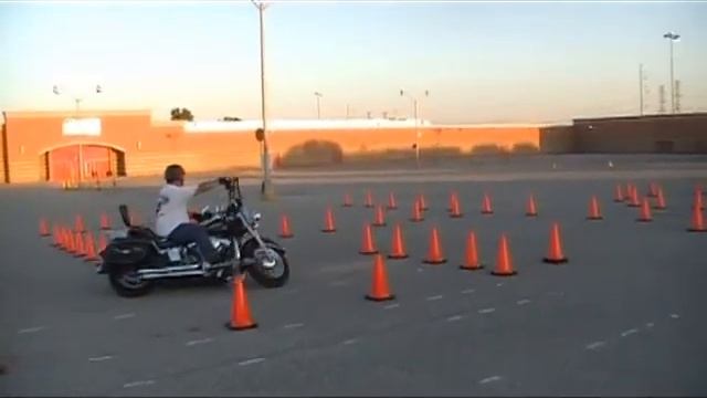 Me working on the Mirror Maze смотреть онлайн