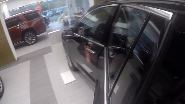 Новый Кадиллак: Cadillac Escalade, XT6 и XT5 смотреть онлайн