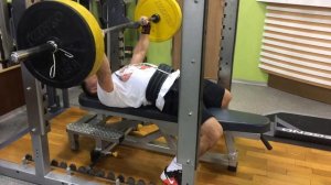 Жим штанги 100 кг. Русский жим тренировка 5 ая. Собственный вес 82,5 кг.