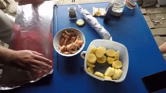 Картошка с салом на шампурах. Жарим на мангале.