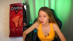 ЭТО ЧЕЛОВЕК или ТОРТ?! САМЫЕ РЕАЛИСТИЧНЫЕ ТОРТЫ ? РЕАКЦИЯ на ВИДЕО ПРО ЕДУ ОРИГИНАЛ или ФЕЙК