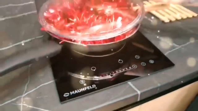 Начинаем обратный отсчёт до боя курантов с техникой maunfeld смотреть онлайн