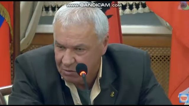 НЕ ХОЧЕШЬ КОРМИТЬ СВОЮ АРМИЮ БУДЕШЬ КОРМИТЬ ЧУЖУЮ смотреть онлайн