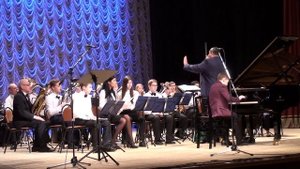 Людмила  Лядова, Концертная полька,  Демьян Чебоксаров и духовой оркестр ДШИ Гармония, г.  Черепове