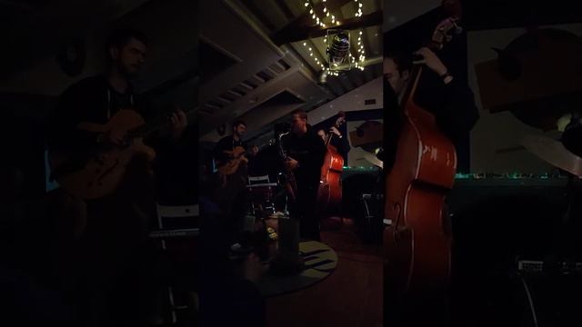 Vladimir Anisimov, "I hear a Rhapsody". смотреть онлайн