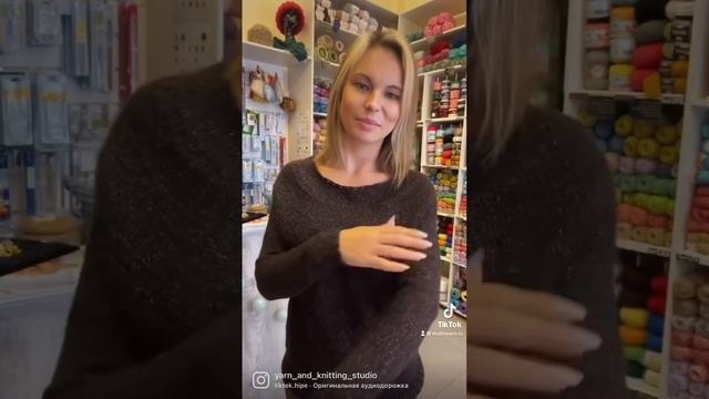 ОБЗОР СВИТЕР С КРУГЛОЙ КОКОЕТКОЙ смотреть онлайн