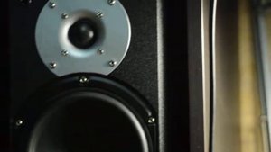 Sven HP-830B play live music