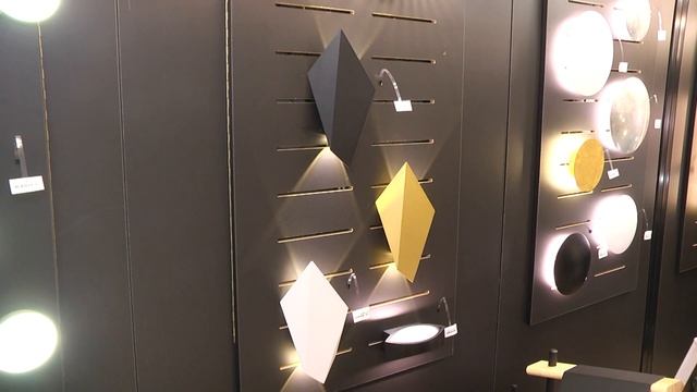 Как подобрать освещение для натяжных потолков смотреть онлайн