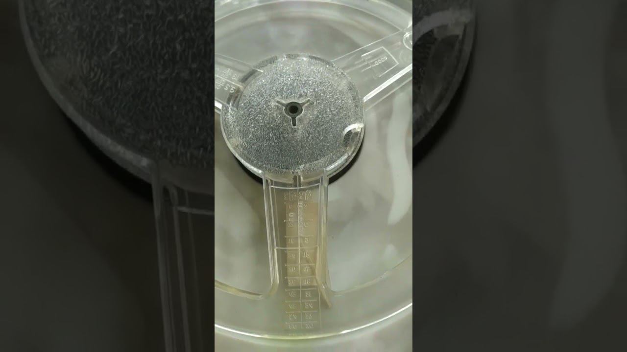 Старый магнитофон в очень хорошем состоянии! Обзор совсем скоро! Всем хорошего настроения!!!))) смотреть онлайн