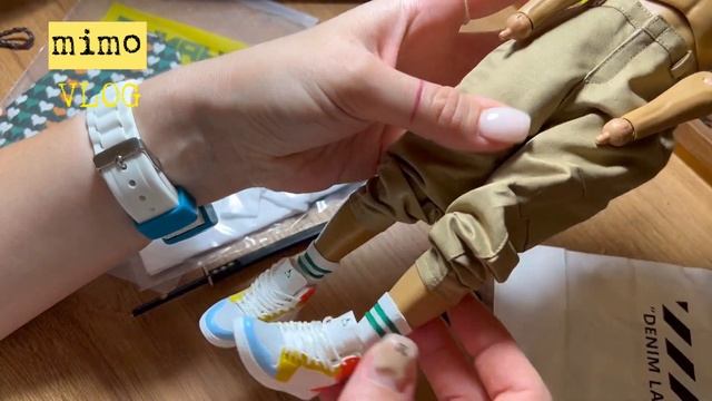 Очень реалистичная одежда, мебель и собака для кукол. Распаковка, ОБЗОР и ПРИМЕРКА смотреть онлайн