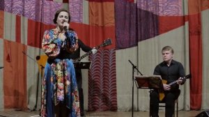 "На улице дождик",  русская народная колыбельная. Исполняет Мария Чичикина