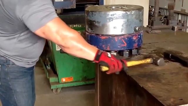 Приемы использования кольцевого ударного ключа