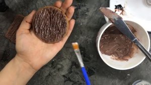 ДЕРЕВЯШЕЧКИ. Имитация коры на прянике.