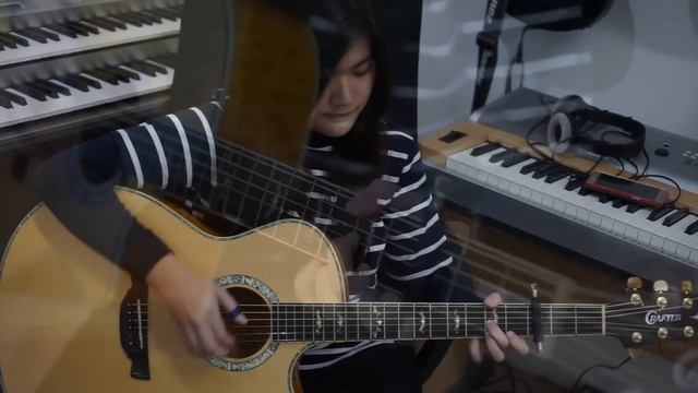 (Alan Walker) Alone - Josephine Alexandra | Fingerstyle Guitar Cover смотреть онлайн