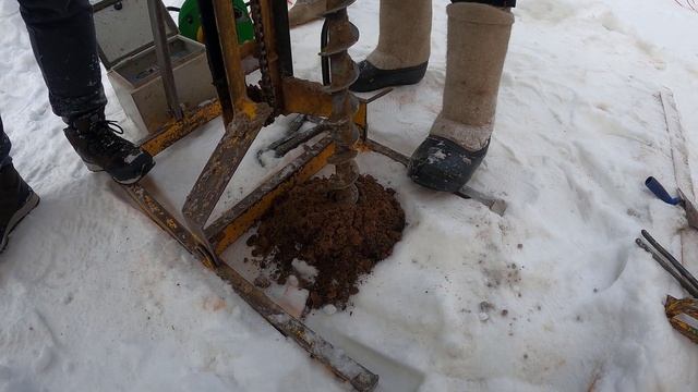 Нашли наконец то воду! Две попытки бурение скважины на даче для бани. Абиссинский колодец