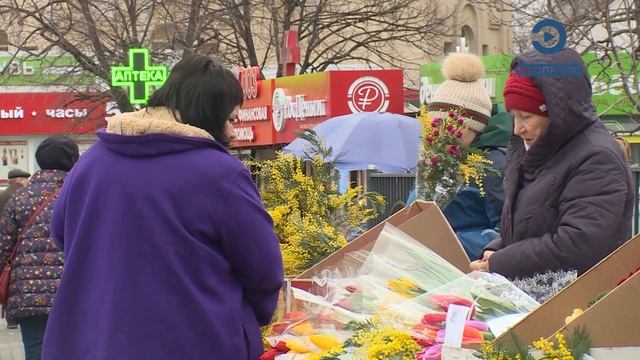 Продавцы не рекомендуют пензенцам откладывать покупку цветов на 8 Марта смотреть онлайн