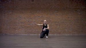 21. Air twist (Power move) | Видео уроки брейк данс от "Своих Людей"