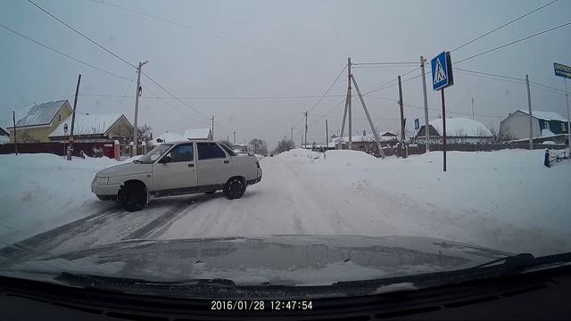 МАГНИТОГОРСК-ЧИСТЯТ ДОРОГИ!!!!!! КОМСОМОЛЬСКАЯ-БАШНЯ-КОЛЕЯ смотреть онлайн