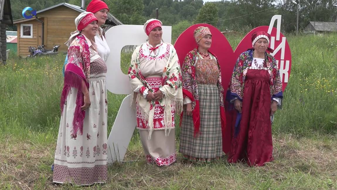 В деревне Лижма с размахом отметили День села и День Святой Троицы