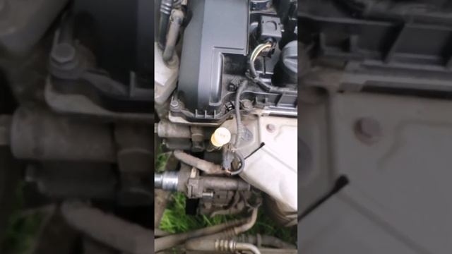 Как заменить помпу? Как снять ремень генератора? EP6 Peugeot 308 408 Citroen смотреть онлайн