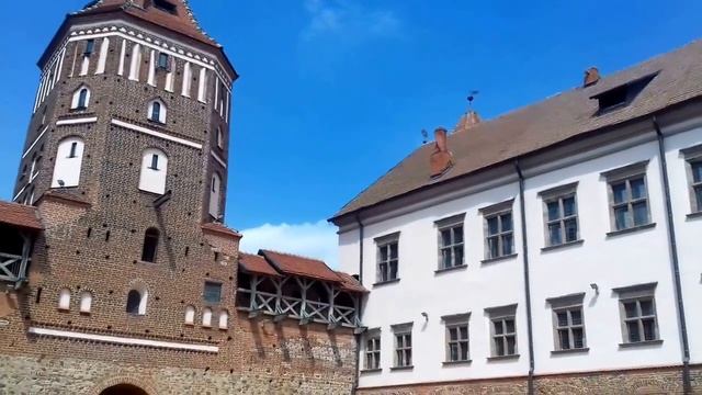 Замок семьи Радзивилл г. Мир, Беларусь смотреть онлайн